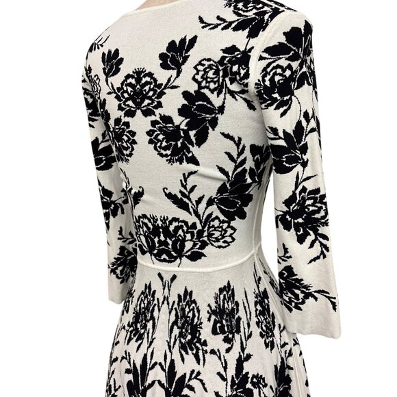 Reversible Black & White Floral Knit Dress 3/4 Sleeves Fit & Flare Style Womens - Picture 15 of 15